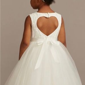 Ball Gown Flower Girl Dress with Heart Cutout - David’s Bridal - RK1368 (white)